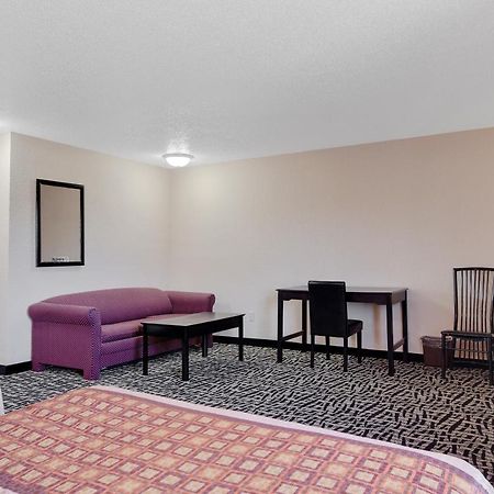 Americas Quality Inn & Suites - Finlayson Exteriör bild