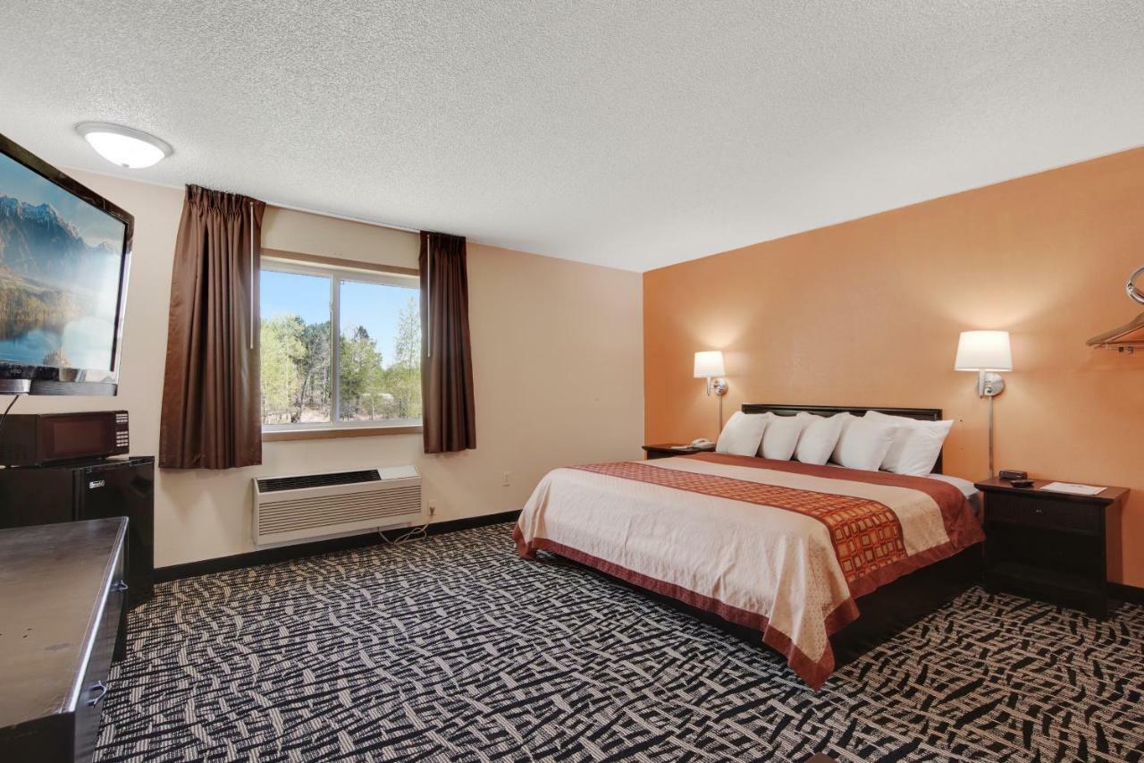Americas Quality Inn & Suites - Finlayson Exteriör bild